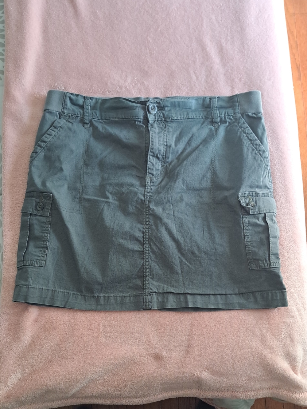 Lee Women’s Cargo Skort in Teal Green